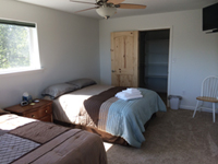 Kenai Bed and Breakfast - Lazy Bear Bedroom Picture 3